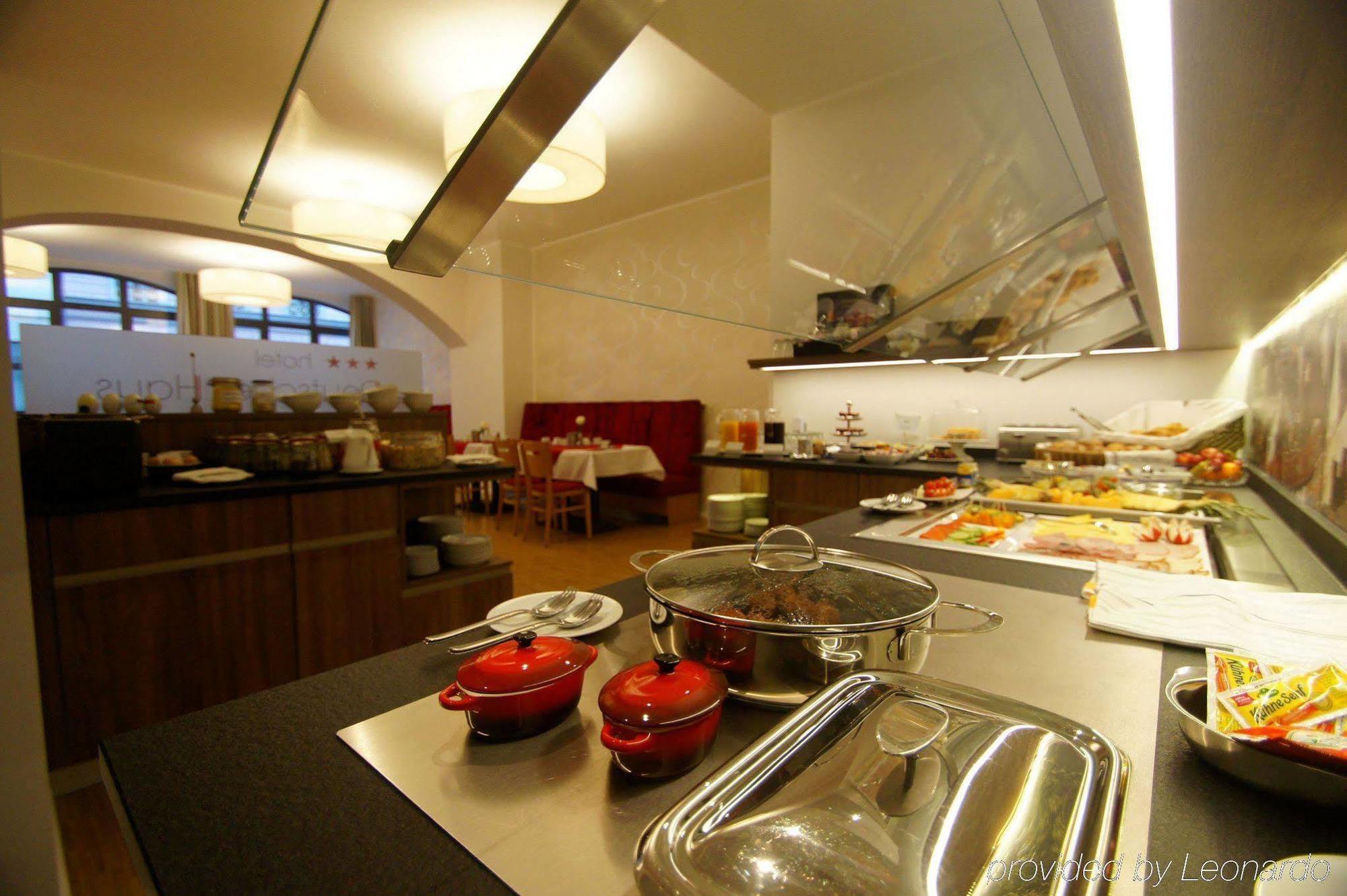 Hotel Deutsches Haus 3*